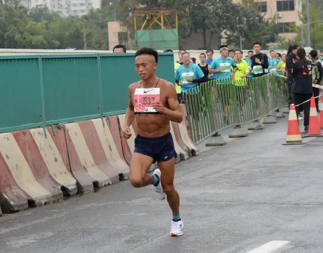 走的十年｜内有福利必一体育被跑步偷(图10)