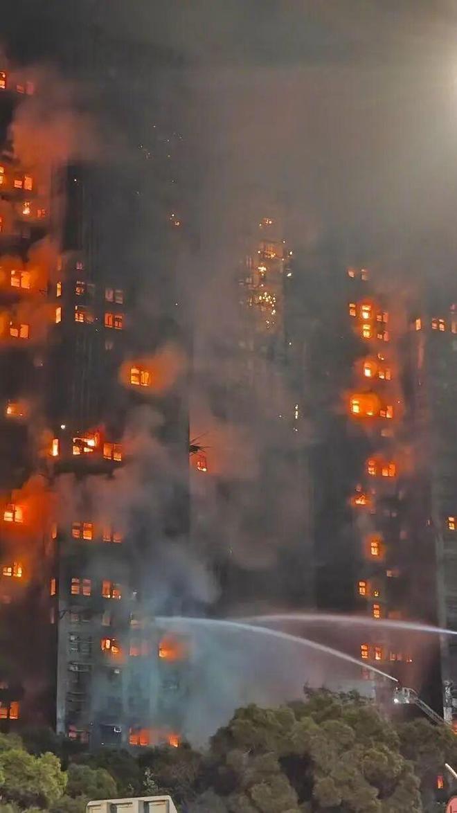 之前小区卷入33亿公修纠纷b体育·网站香